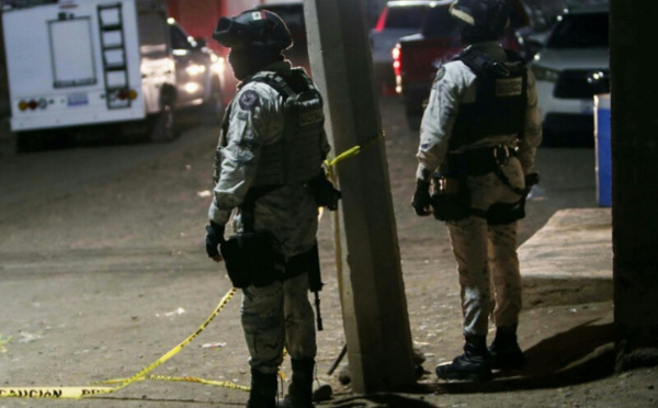 Mexique : une attaque armée endeuille un terrain de football, au moins 11 morts