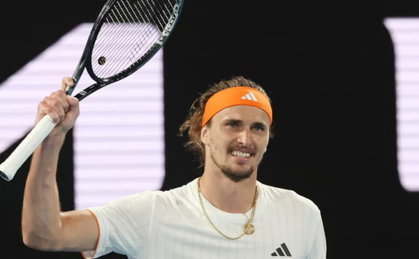 Open d’Australie : Alexander Zverev rejoint les demi-finales après un duel serré contre Learner Tien