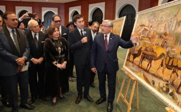 À Rabat, un nouvel hommage artistique retrace la vie et la pensée du philosophe Al-Farabi