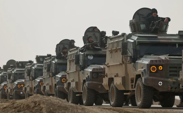 Accord historique : Les forces de Damas se déploient en zone kurde à Hassaké