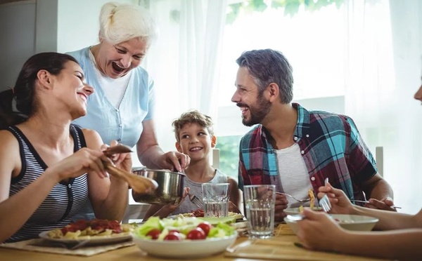 De l’enfance à la vieillesse : optimiser sa nutrition pour rester en forme