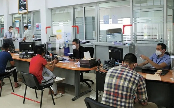 Salaires publics : 155 milliards de dirhams malgré la baisse du nombre de fonctionnaires