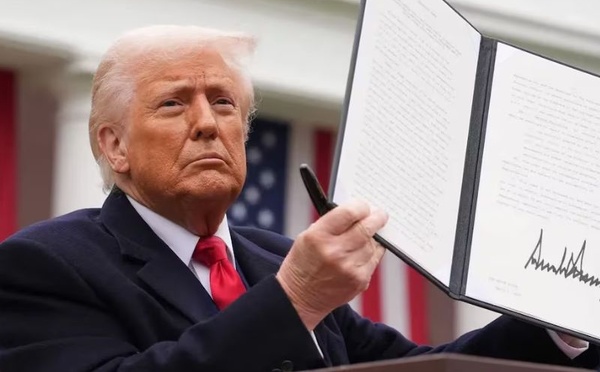 Droits de douane américains : la taxe mondiale de 15% rebat les cartes pour l’Afrique