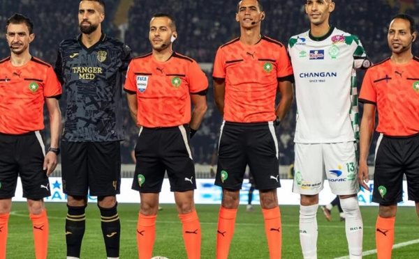 Botola Pro D1 : cinq arbitres suspendus après Raja Casablanca–Ittihad Tanger