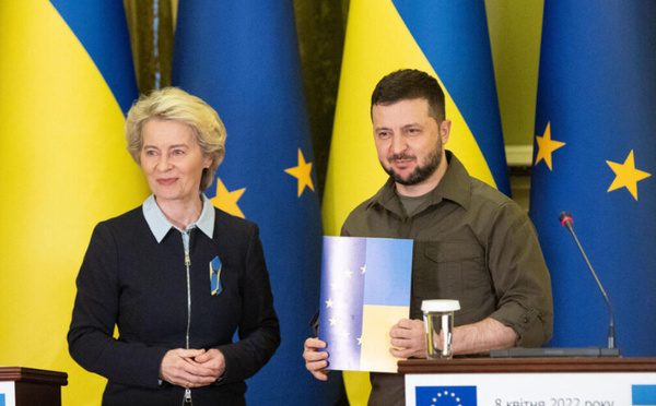 Zelensky demande à l’UE une date d’adhésion pour l’Ukraine
