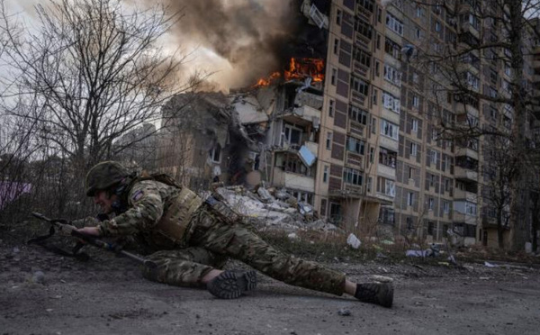 Ukraine, quatre ans de guerre : le monde d’après s’écrit sous les bombes