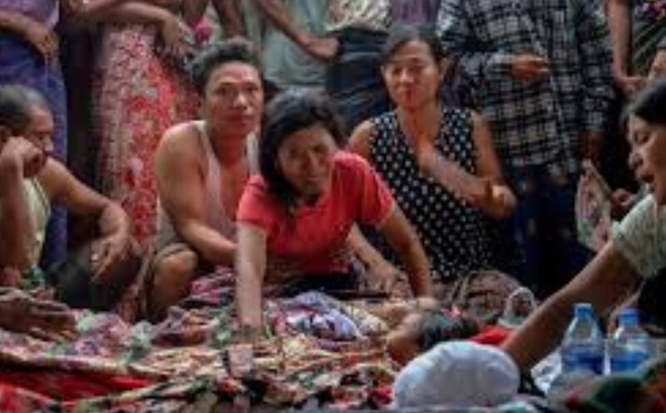 Birmanie : 17 morts dans un bombardement militaire