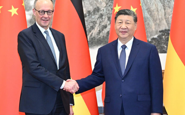 La Chine va commander jusqu’à 120 avions Airbus, annonce Friedrich Merz à Pékin