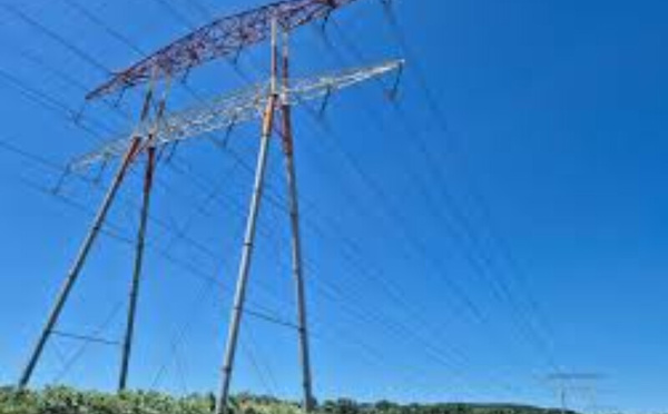 Sud-Centre : Topographie des lignes UHT en cours