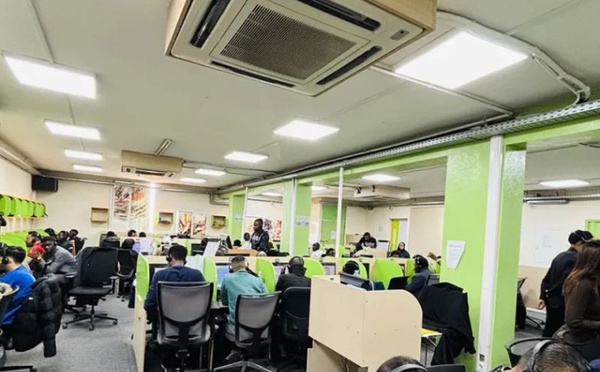 Offshoring au Maroc : jusqu’à 50 000 emplois des centres d’appels menacés par la loi française