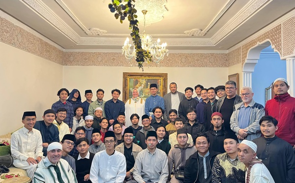 ​Diplomatie parallèle : L'exploit d'une professeure face à l'inertie officielle