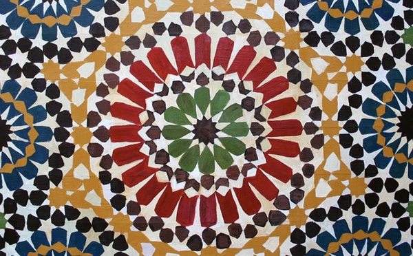 Zellige marocain : Rabat dénonce un dossier algérien et défend ses droits à l’UNESCO