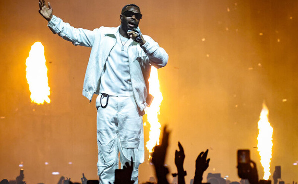 Gims placé en garde à vue en France dans une enquête pour blanchiment