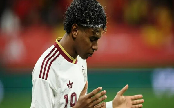 Lamine Yamal dénonce des chants islamophobes : « un manque de respect intolérable »