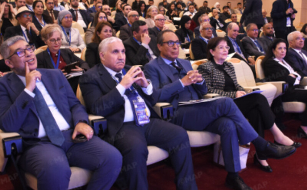 Salé : un colloque international met l’intelligence artificielle au cœur de l’éducation et de la formation.
