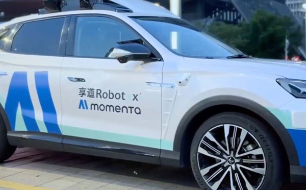 Uber accélère dans les robotaxis, et enterre son vieux modèle sans voitures