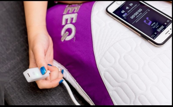 Un oreiller intelligent pour les malentendants : une révolution dans les systèmes d’alerte nocturne