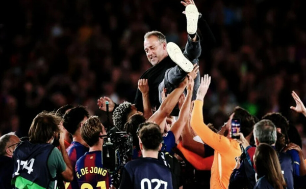 Hansi Flick prolonge l’aventure avec le Barça jusqu’en 2028