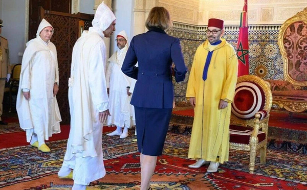 SM Le Roi reçoit plusieurs nouveaux ambassadeurs étrangers au Palais Royal