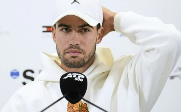 Carlos Alcaraz déclare forfait pour Wimbledon et Queen’s