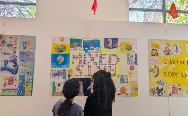 Pinceaux Naïfs et Rêves Pluriels : Le Succès Éclatant de l'Exposition « DU MÊME ARBRE »