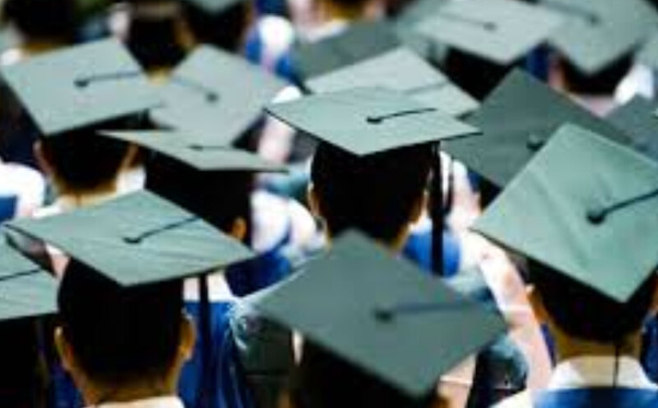 Trop de diplômes, pas assez de compétences : Le vrai malaise de l’école marocaine