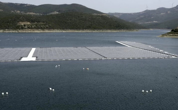 Barrages marocains : le solaire flottant révèle un important potentiel énergétique et hydrique