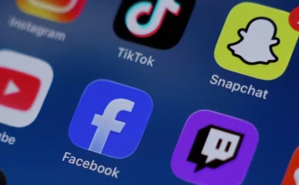 Le Canada envisage d’interdire les réseaux sociaux aux moins de 16 ans