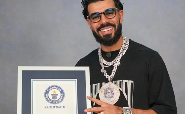 DYSTINCT : le chanteur maroco-belge qui révolutionne la musique arabe et bat des records mondiaux