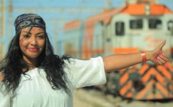 La comédienne marocaine Hanan Zahdi révèle son combat courageux contre le cancer