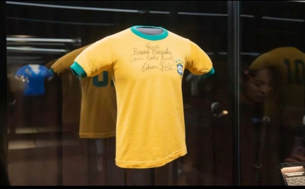 Le maillot de Diego Maradona revient à Mexico pour l’exposition « Objects of Glory »