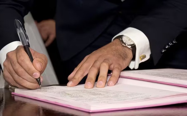 Réforme des adouls : la Cour constitutionnelle valide mais pointe des zones de flou