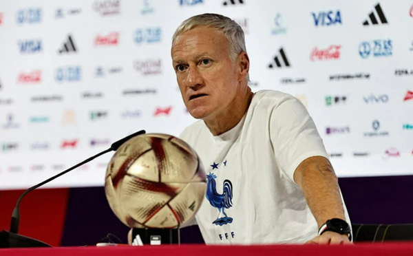 Didier Deschamps quitte les Bleus après le décès de sa mère