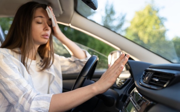 L’erreur que presque tout le monde fait avec la climatisation de sa voiture