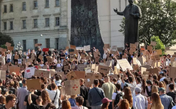Crise de la conscription en Ukraine : les émeutes de Lviv révèlent les fêlures de l'effort de guerre
