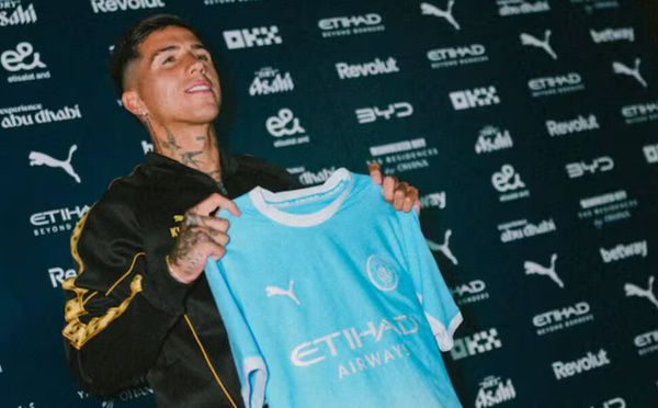 Manchester City frappe fort avec Enzo Fernandez