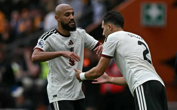 Manchester United : Mazraoui joue son avenir