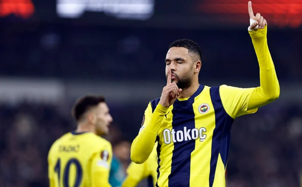Al-Ittihad : Youssef En-Nesyri signe un doublé