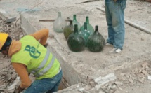 Découverte de bouteilles en verre qui remontent au XIVe siècle à Tanger
