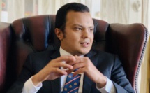 Macron marche sur la fonction présidentielle…