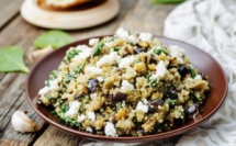 Salade de quinoa feta et légumes