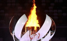 JO : C'est la tenniswoman Naomi Osaka qui a allumé la flamme olympique 