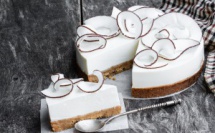 Cheesecake à la noix de coco et au chocolat blanc