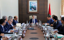 Le gouvernement travaille encore