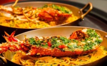 Langouste au beurre d’herbes et spaghettis à la bisque