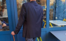 Drôle est la compréhension politique