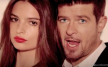 Emily Ratajkowski accuse Robin Thicke d'agression sexuelle lors du clip Blurred Lines
