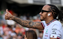 F1: "je n'ai jamais dit que j'allais m'arrêter", Lewis Hamilton