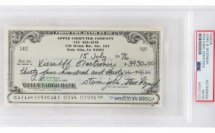 Steve Jobs : un chèque daté de 1976 vendu aux enchères