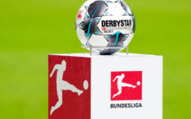 Allemagne : Un match de Bundesliga interrompu par des militants pour le climat